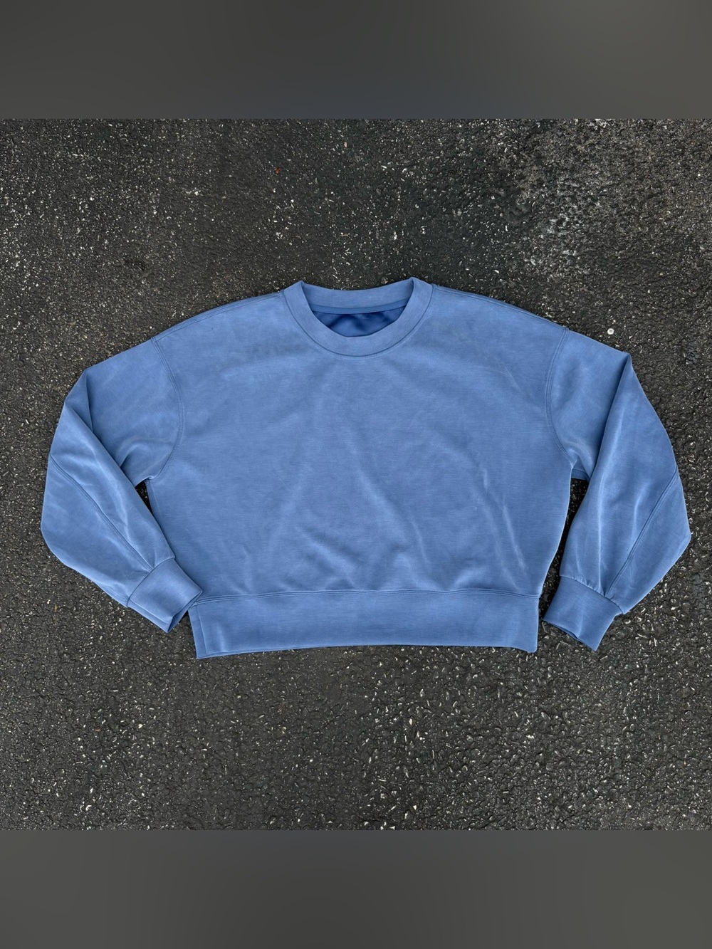 Lululemon Perfectly Oversized Cropped Crew Shine Blue Women’s Size 6 Preppy S